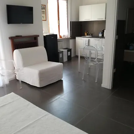Konukevi Casa Bonatti Peschiera del Garda