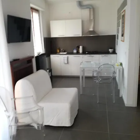 Casa Bonatti بسكييرا ديل غاردا