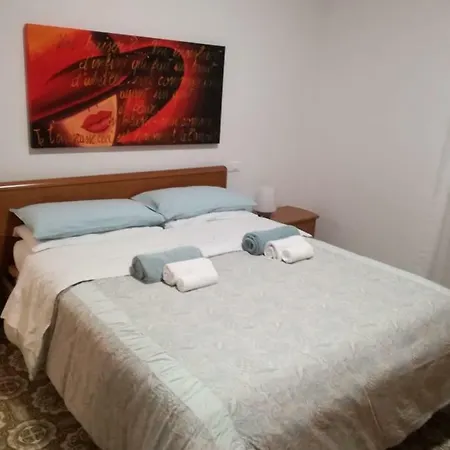 ゲストハウス Casa Bonatti ペスキエーラ・デル・ガルダ